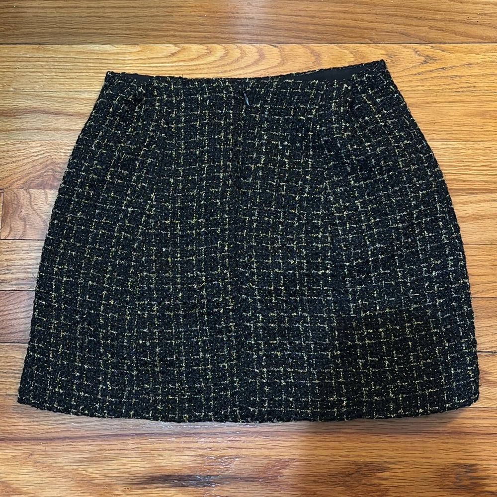 Black and Gold Tweed Skirt - Picture 2 of 2